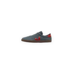 Veja Panenka Suede