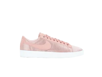 Nike Blazer Low SE Women Rust Pink Rust Pink-Whit