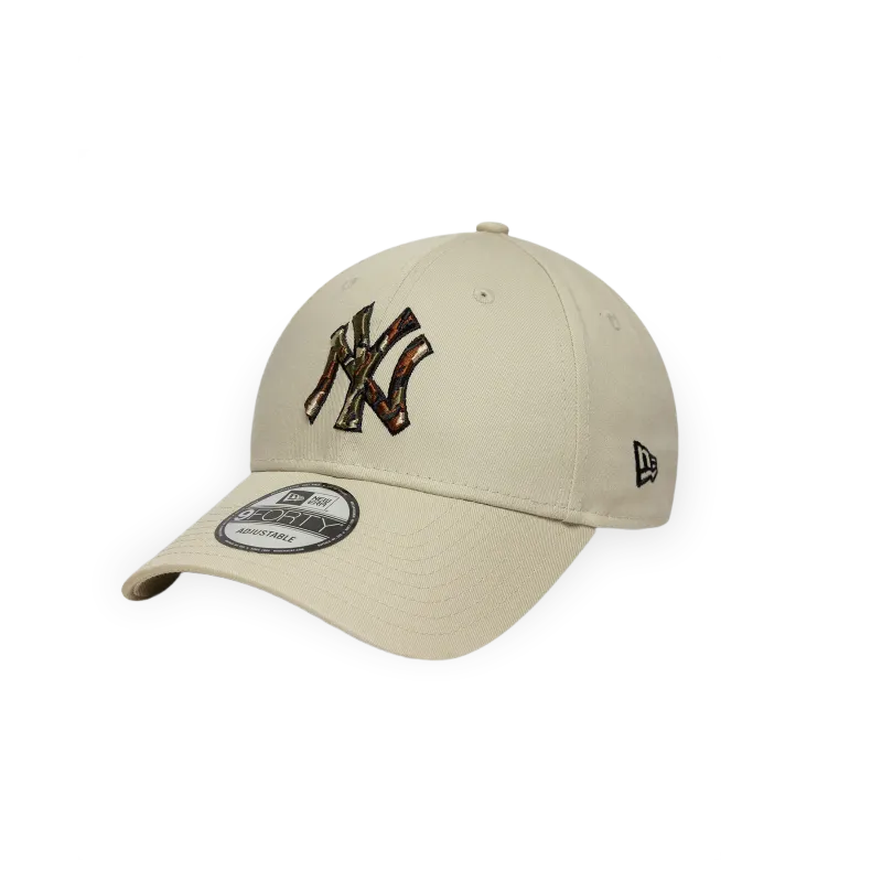 New Era Outline Camo 9forty New York Yankees