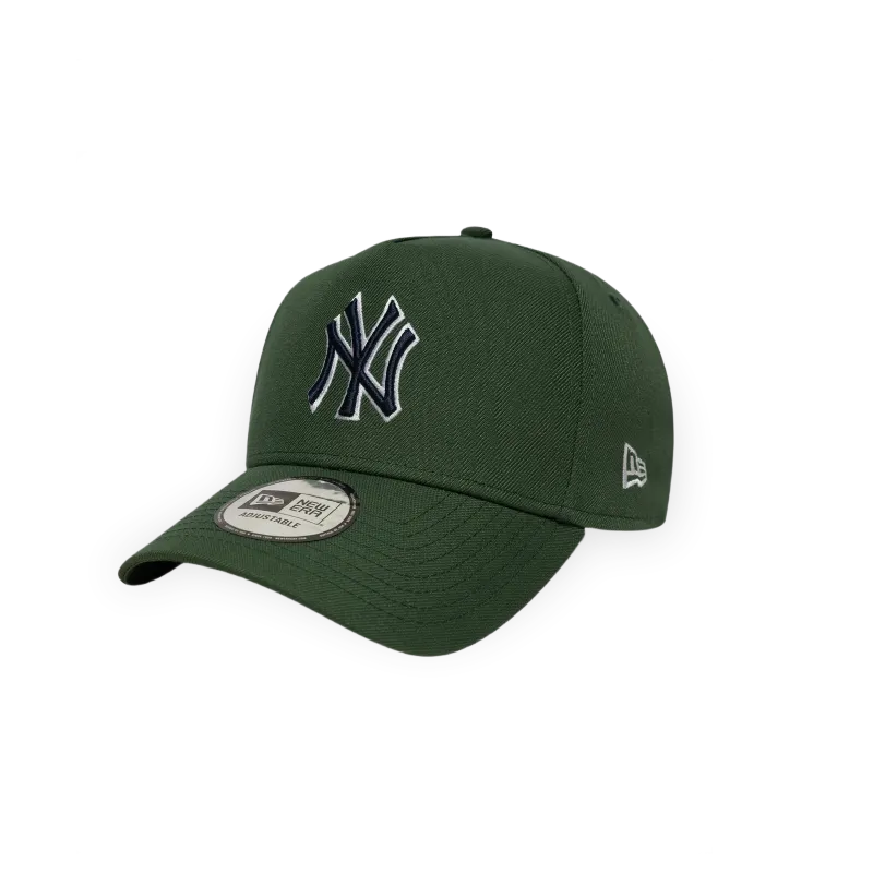 New Era Outline Script Eframe New York Yankees