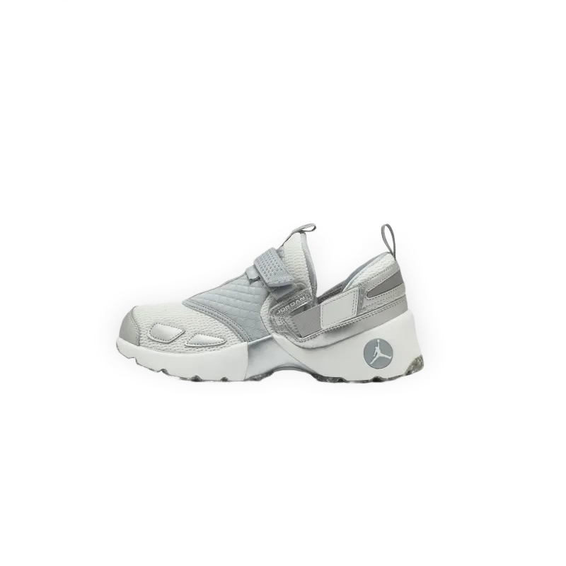 Jordan WMNS Trunner Lx