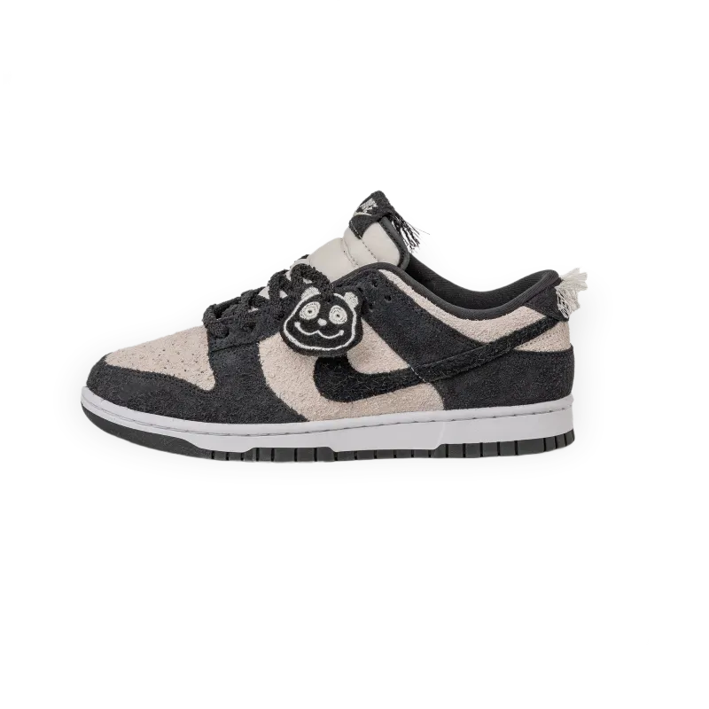 Nike Dunk Low Retro SE *Panda*