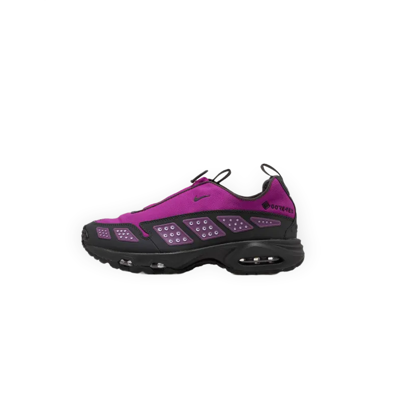 Nike WMNS AIR MAX SNDR GORE-TEX "Bold Berry and Dark Smoke Grey"
