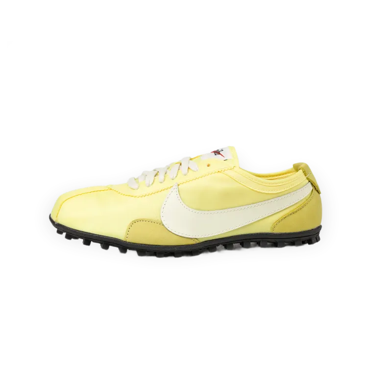 Nike Wmns Moon Shoe OG