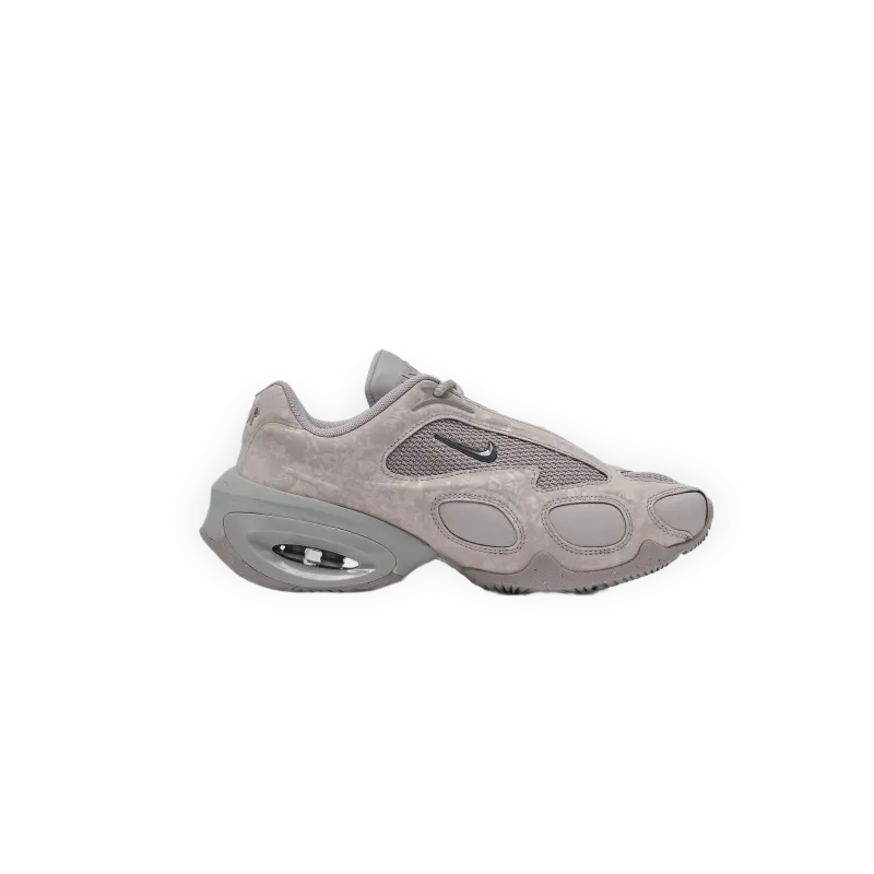 Nike Women's Air Max Muse SE