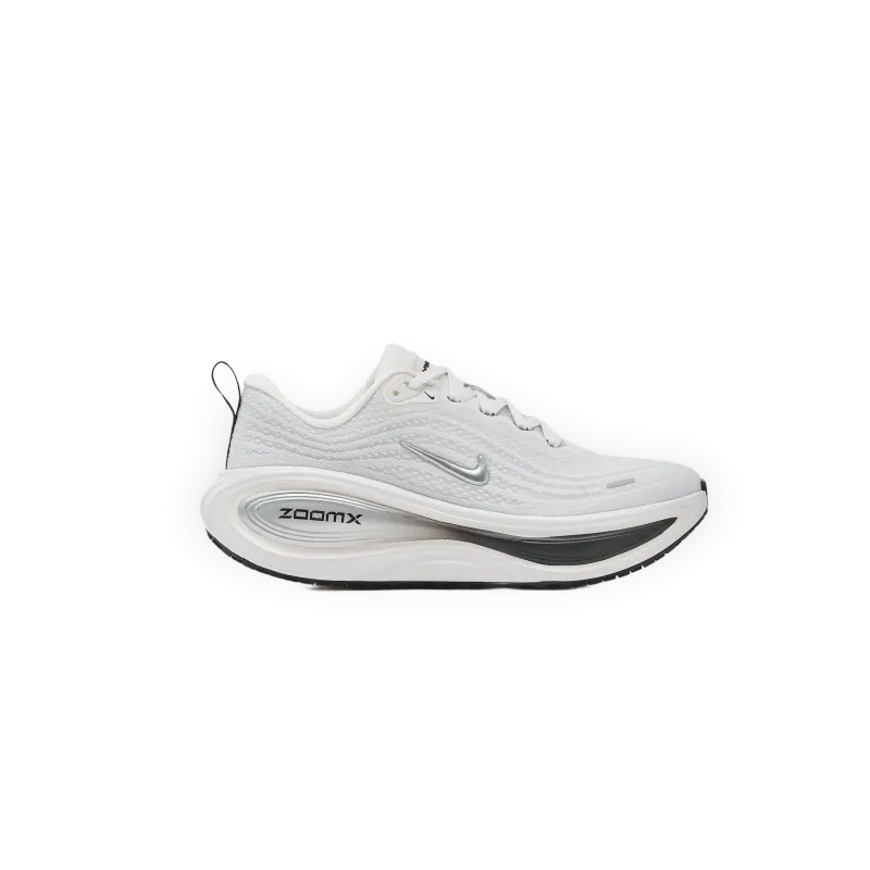 Nike Women's Vomero Plus ESS