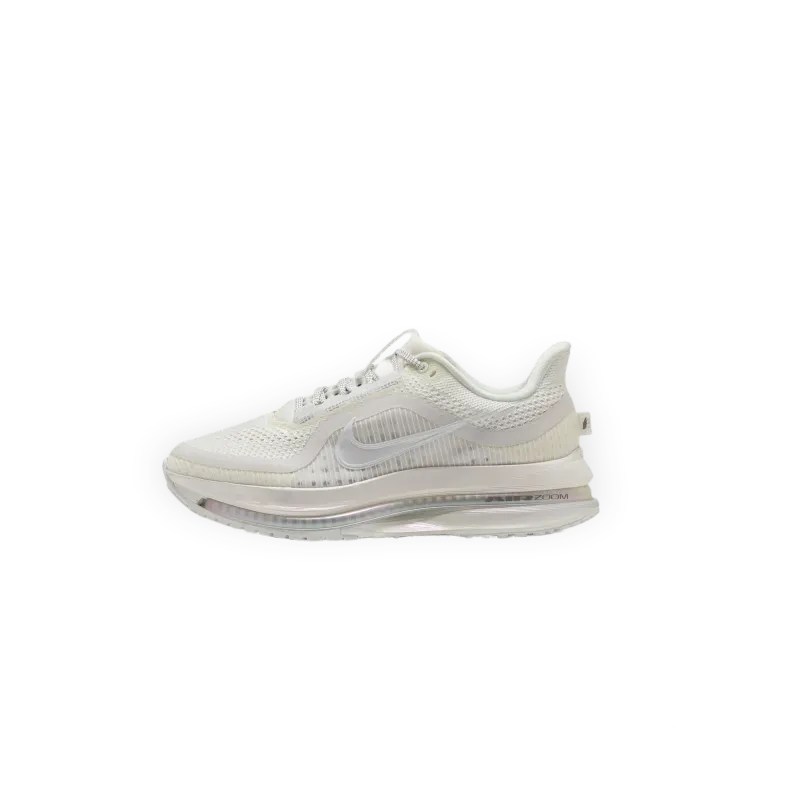 Nike WMNS Pegasus Premium Ess