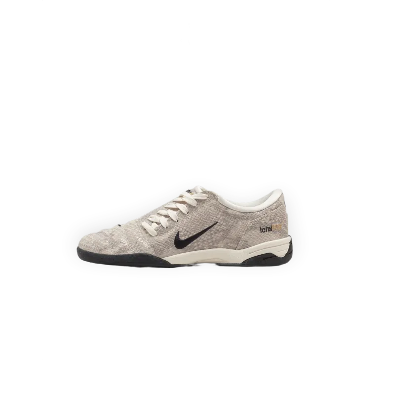 Nike WMNS Total 90 SE