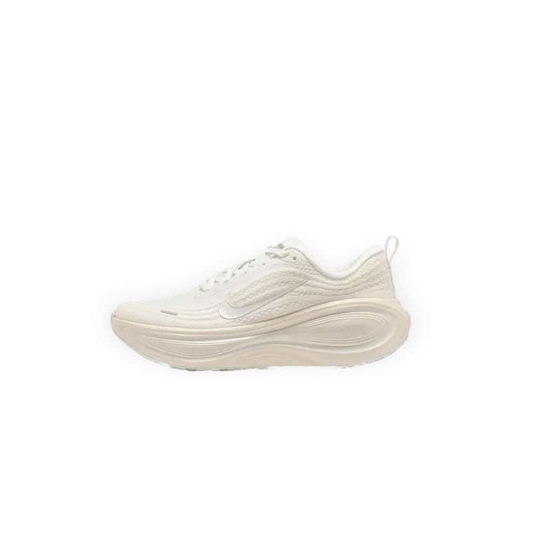 Nike WMNS Vomero Plus Ess