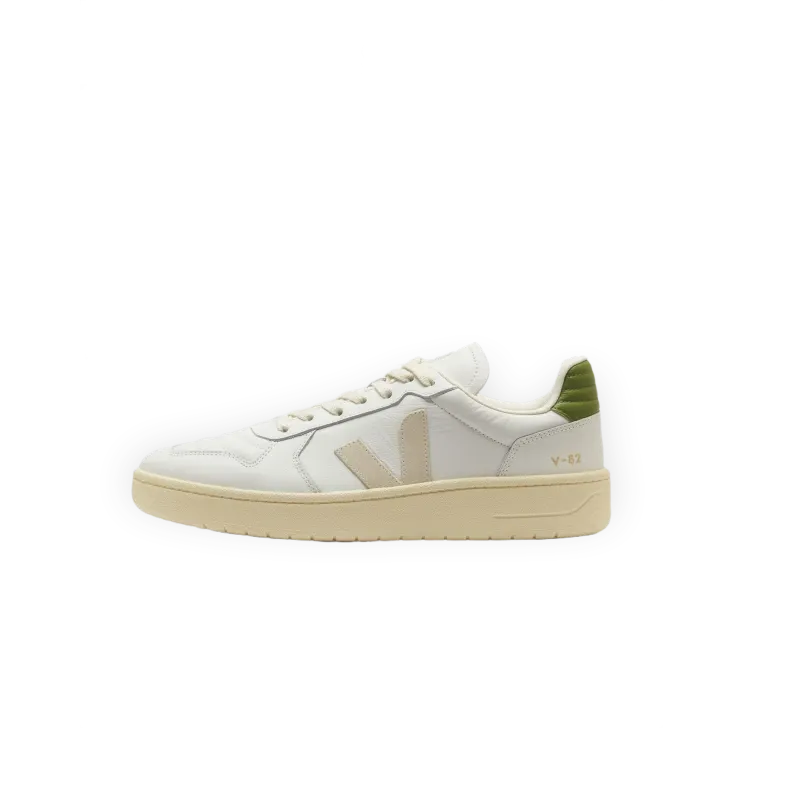 Veja V-82 Leather