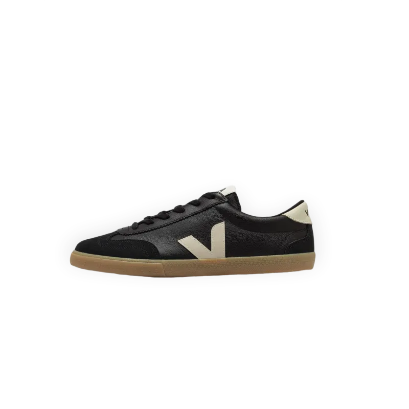 Veja Volley O.t. Leather Black_pierre
