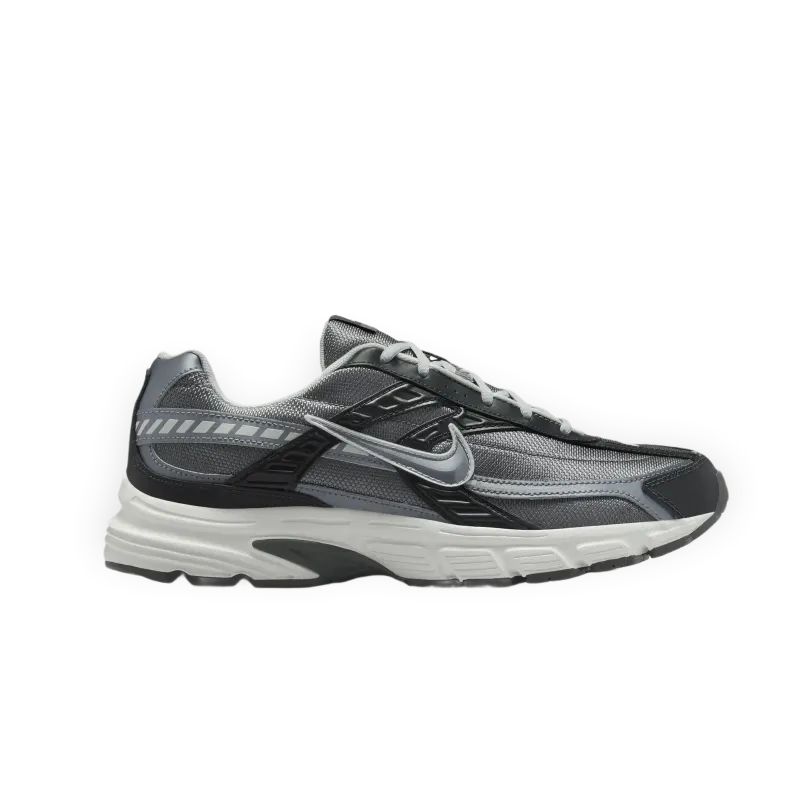 Nike Initiator