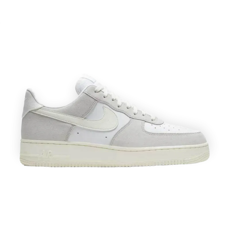 Nike Air Force 1 LV8 Platinum Tint
