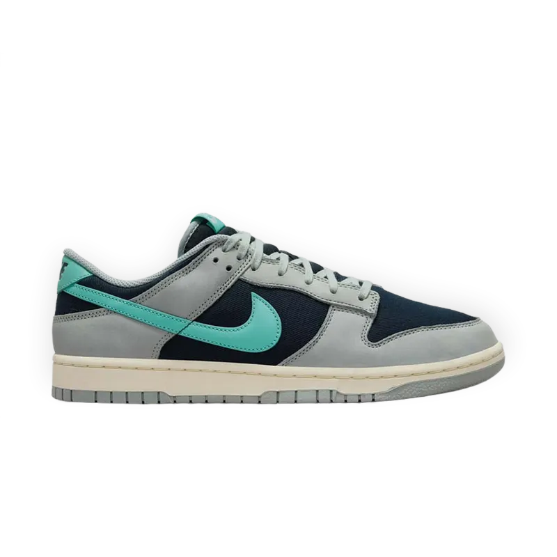 Nike Dunk Low Retro Premium "Green Frost"