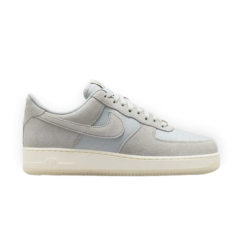 Nike Air Force 1 '07 LV8 "Smoke Grey"