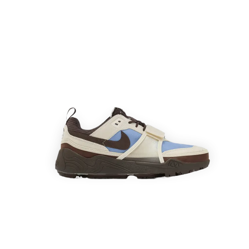 Nike x Travis Scott Zoom Field Jaxx "Leche Blue"