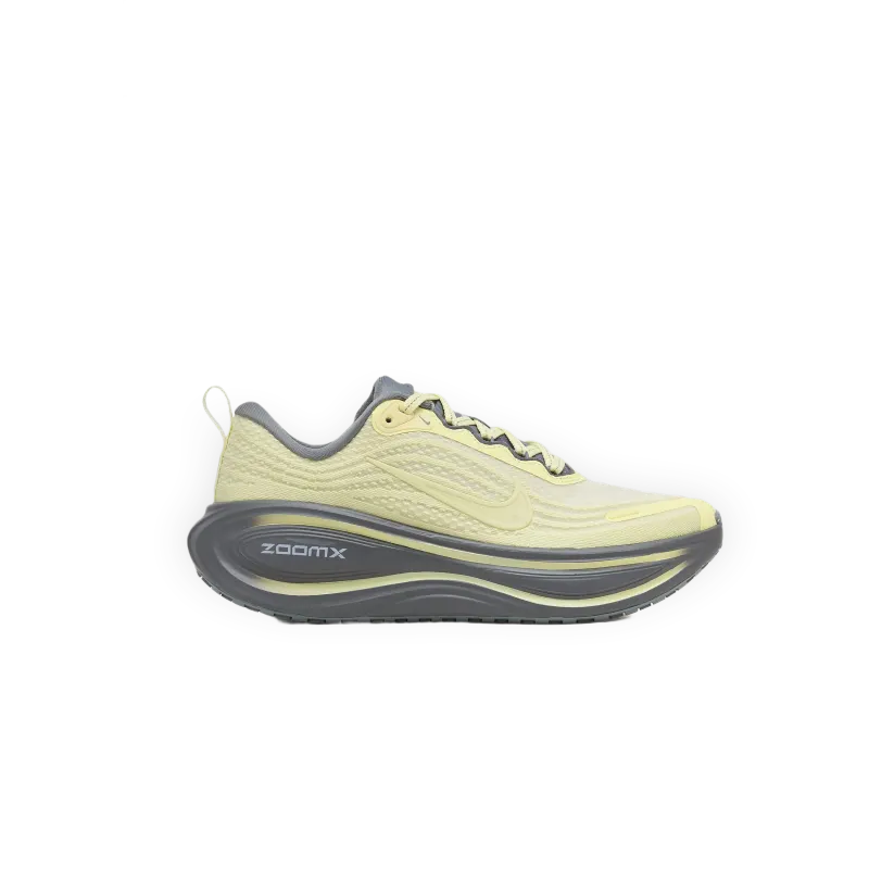 Nike Women's Vomero Plus SE