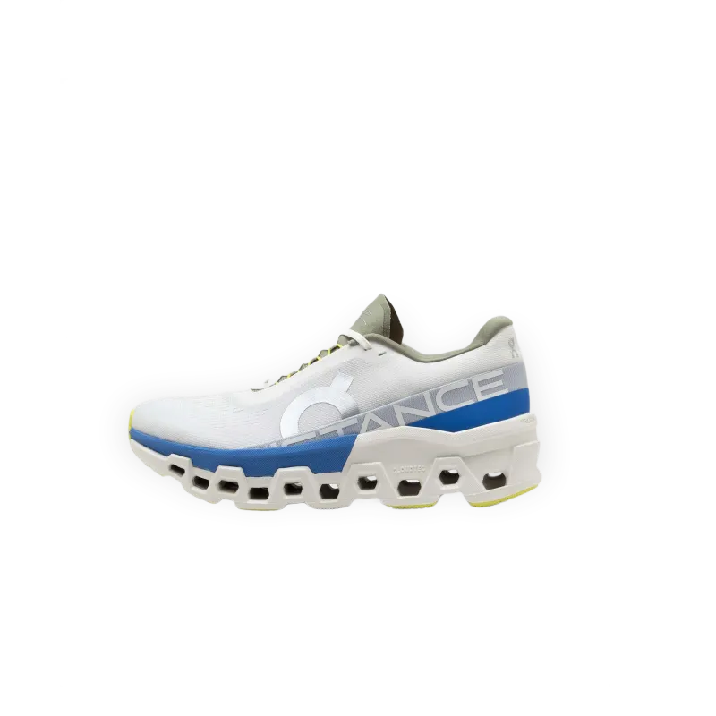 On Cloudmonster 2 x DISTANCE