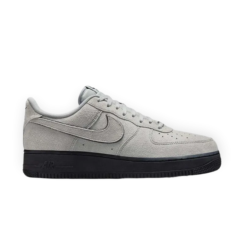 Nike Air Force 1 '07 LV8 "Smokey Grey"