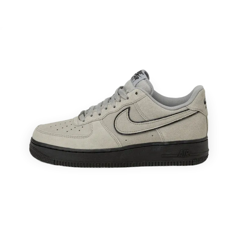 Nike Air Force 1 '07