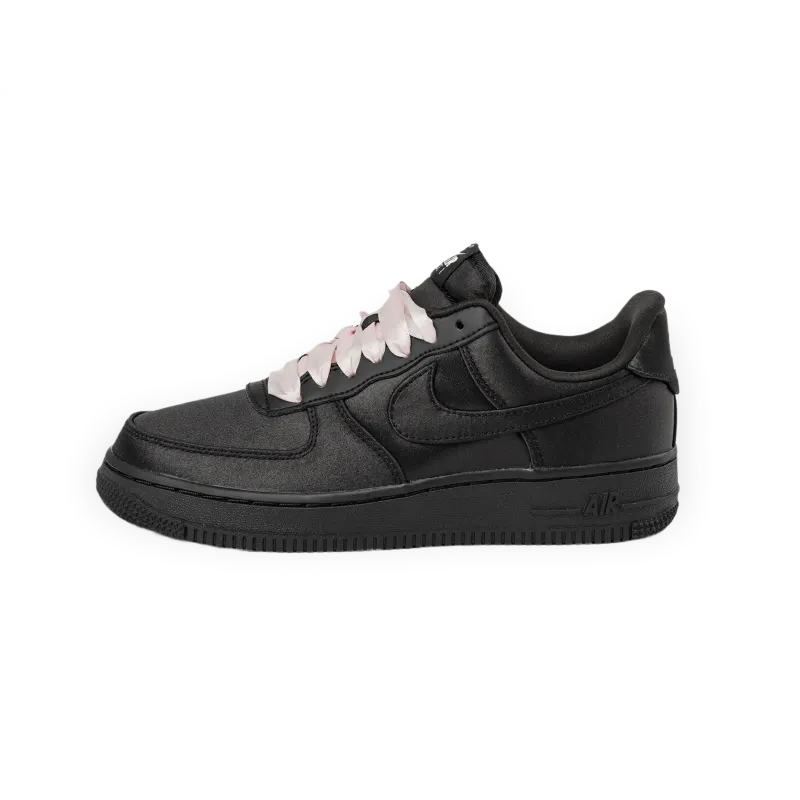 Nike Wmns Air Force 1 ’07 LV8