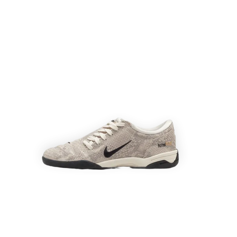 Nike WMNS Total 90 SE