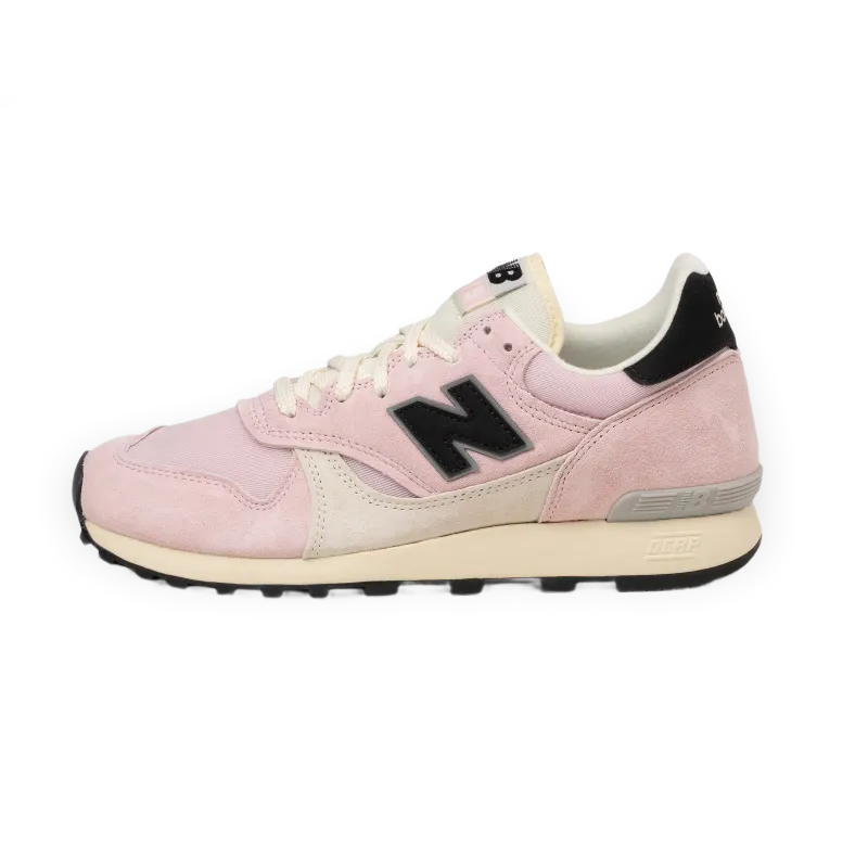 New Balance 475