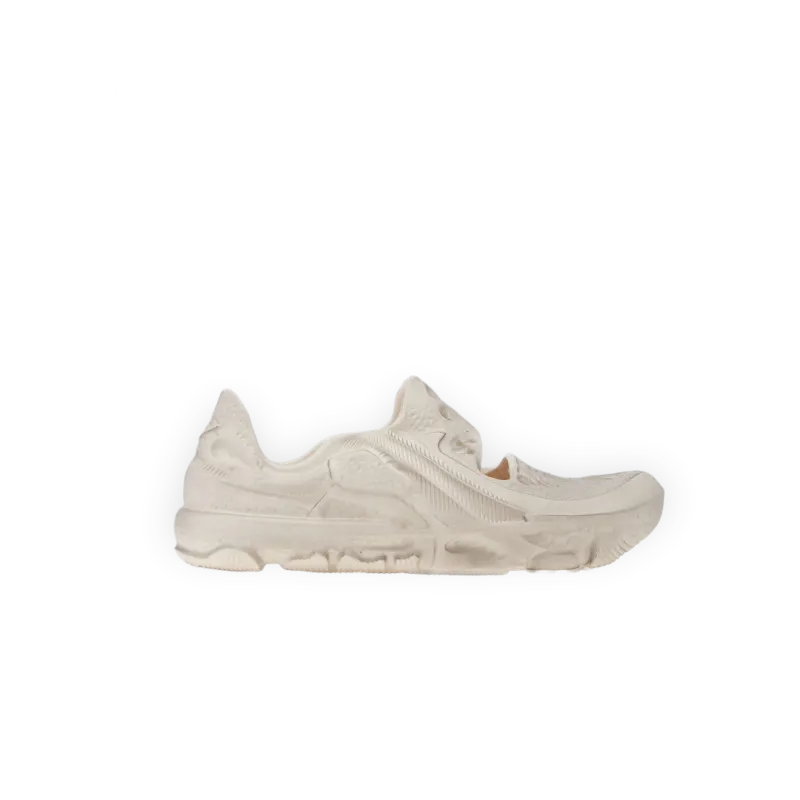Nike ISPA Universal
