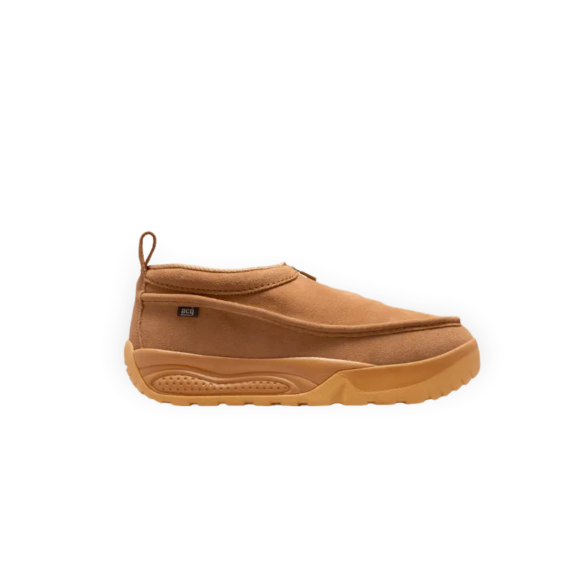 Nike ACG Izy SE