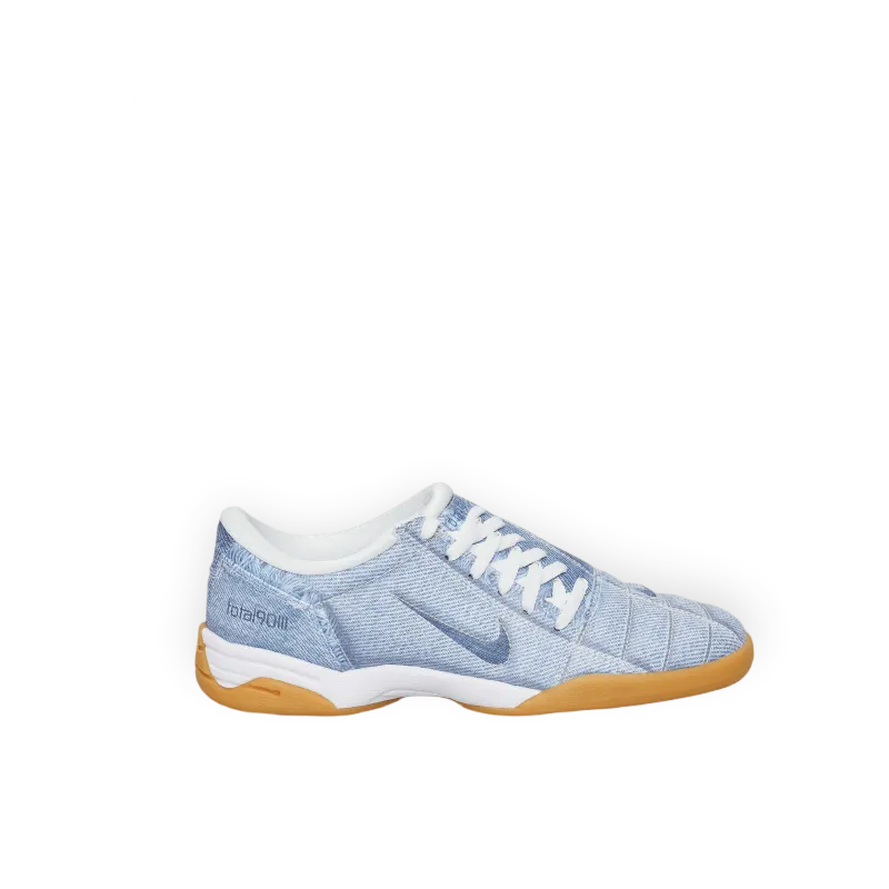 Nike Women's Total 90 Sneakers White / Obsidian