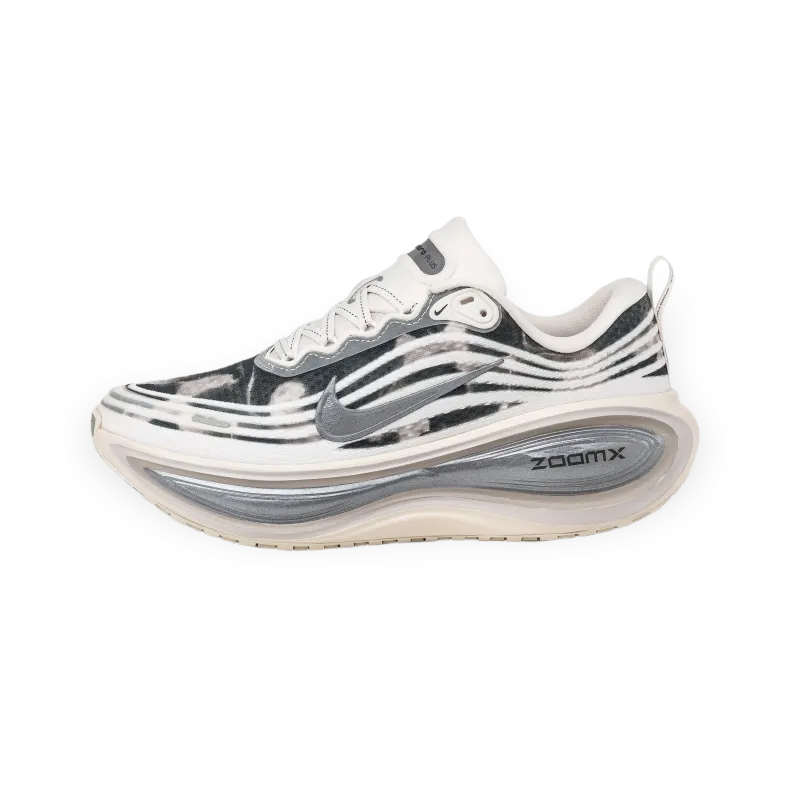 Nike Wmns Vomero Plus SE