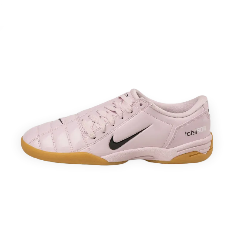 Nike Total 90