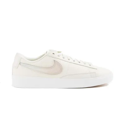 Nike Blazer Low Lx Pale Women Ivory