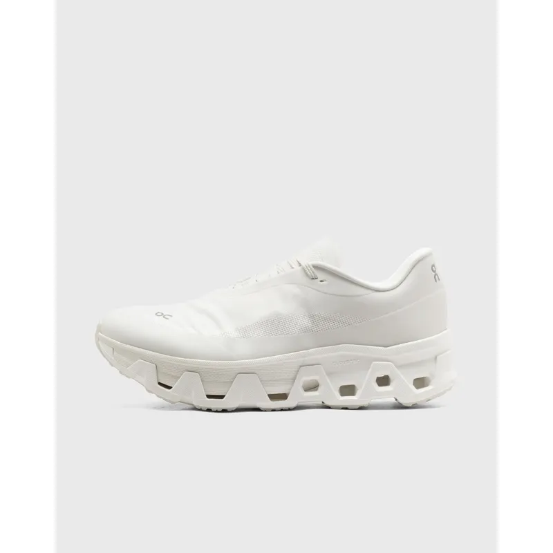 On X PAF Cloudmonster Hyper