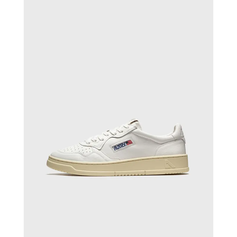 Autry Action Shoes Autry 01 Low Wom