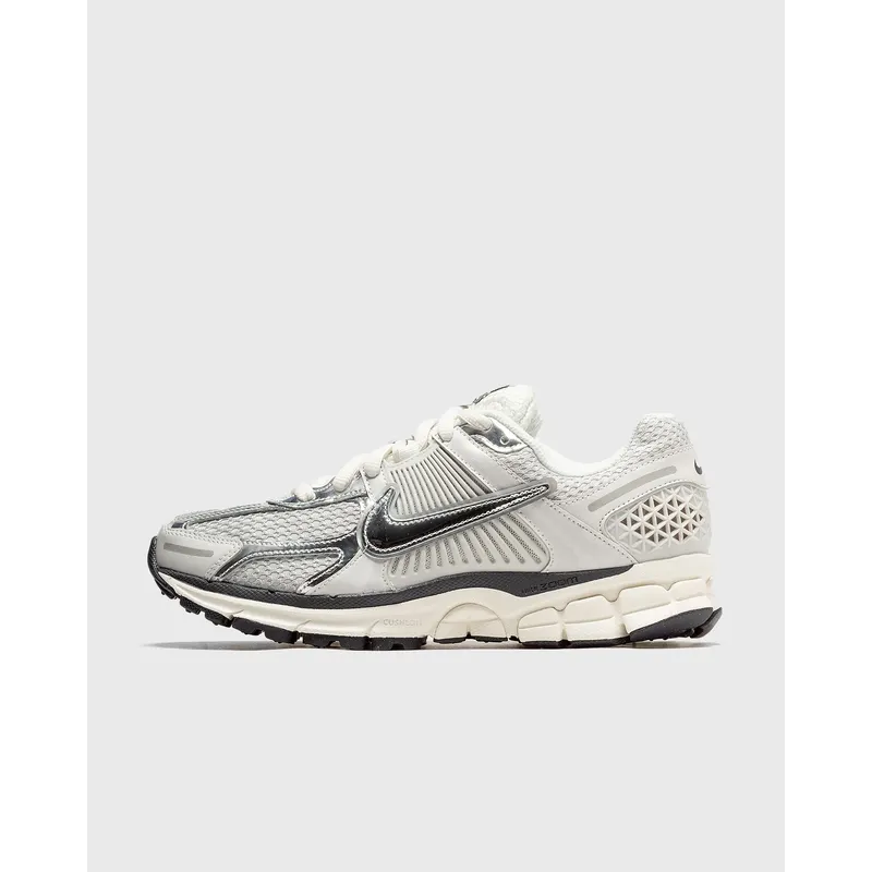 Nike WMNS ZOOM VOMERO 5 'Photon Dust'
