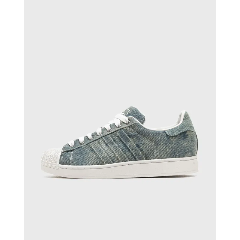 adidas Superstar 82