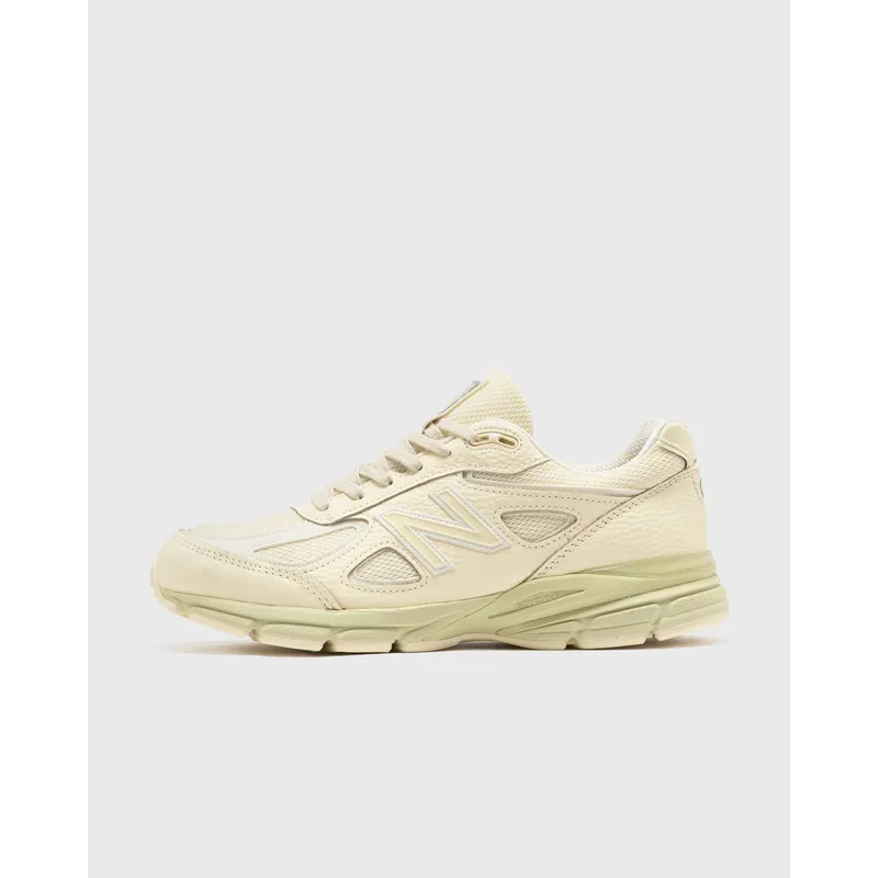 New Balance 990
