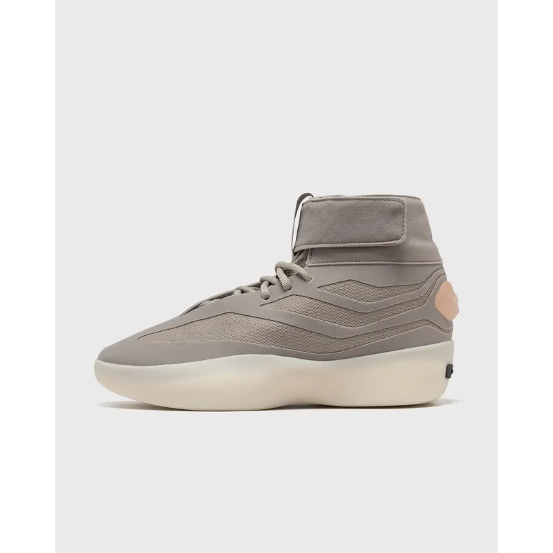 adidas Athletics II Basket